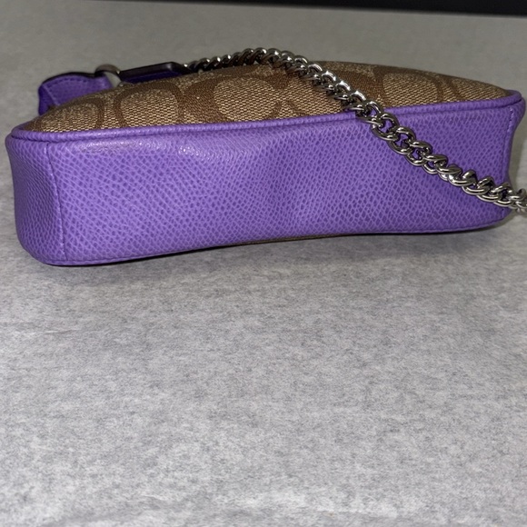 Coach nolita Signature EUC 2015 w/touch of purple - Picture 13 of 13